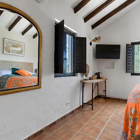 Boutique Cortijo Valverde Bed & Breakfast 4*