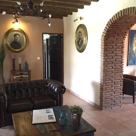 Boutique Cortijo Valverde Bed & Breakfast *