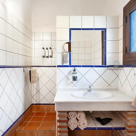 Cortijo Valverde Bed and breakfast