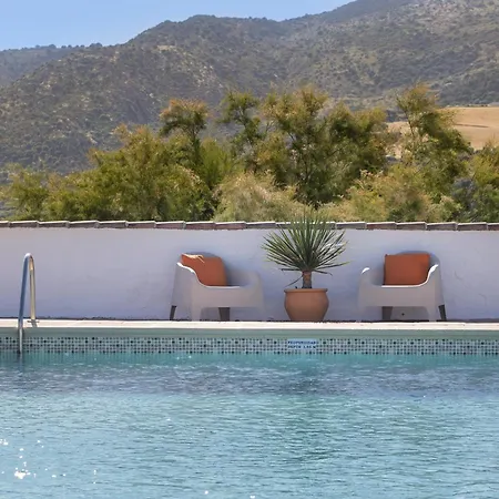 Cortijo Valverde Bed and breakfast *